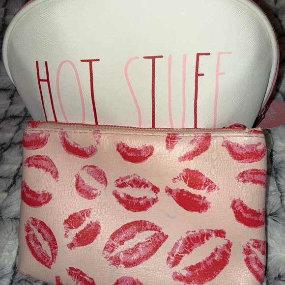 Valentine’s Rae Dunn Hot Stuff Cosmetic Bag NWT & IPSY Hot Lips Pouch Bundle GUC - Picture 11 of 11